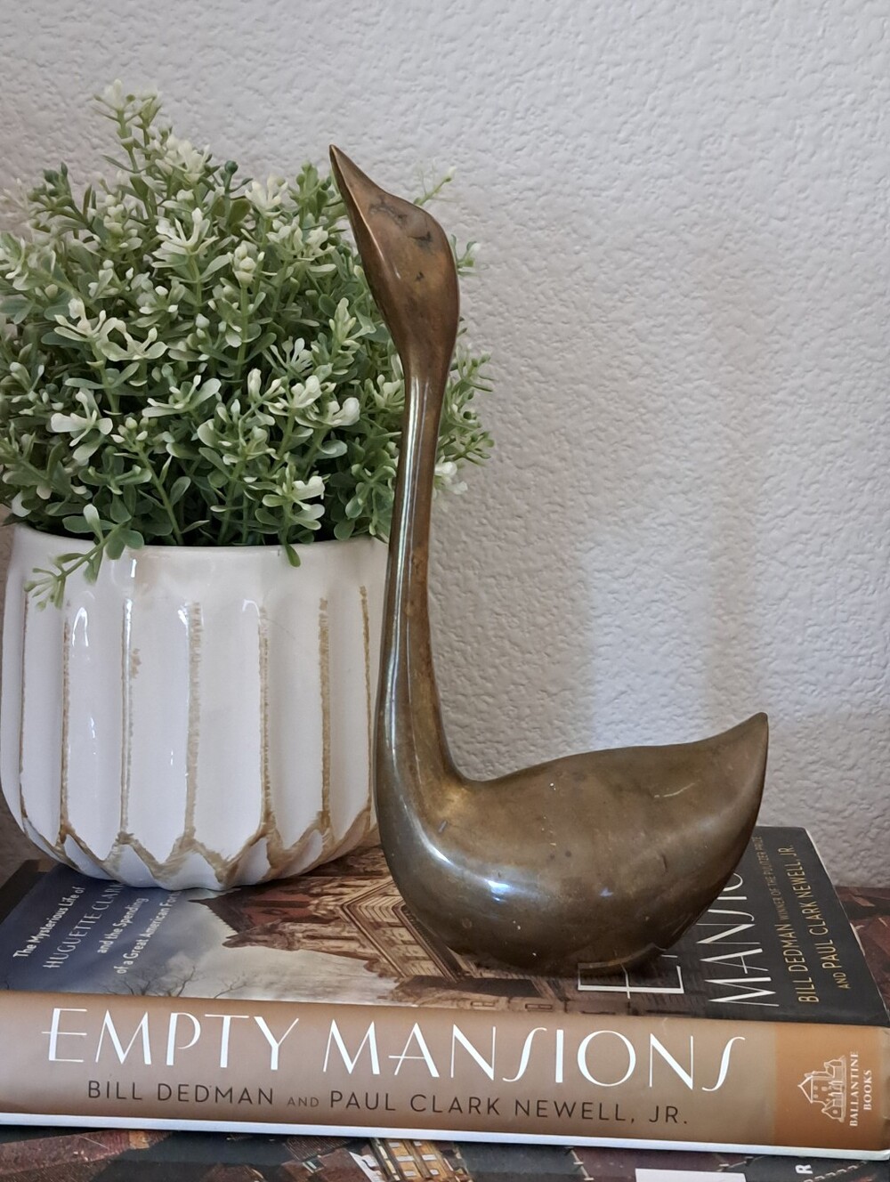 Vintage Brass Swan Figurine Sculpture Hollywood Regency MCM 8.5" tall